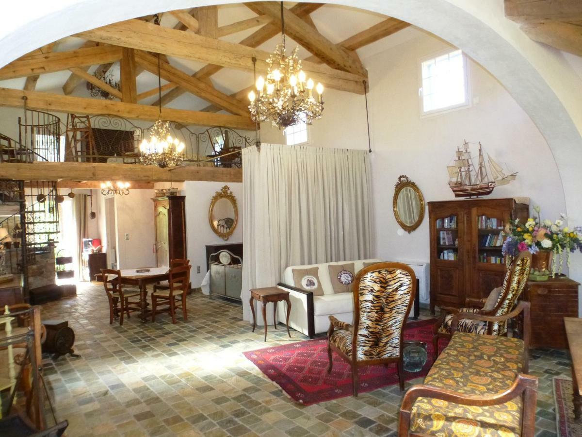 Residence A Merula カルヴィ エクステリア 写真